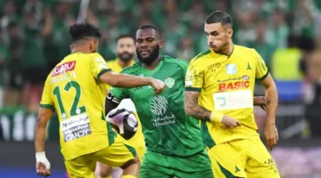 تفاعل واسع.. حساب الأهلي يرد على تغريدة الخليج بصورة تثير الجدل